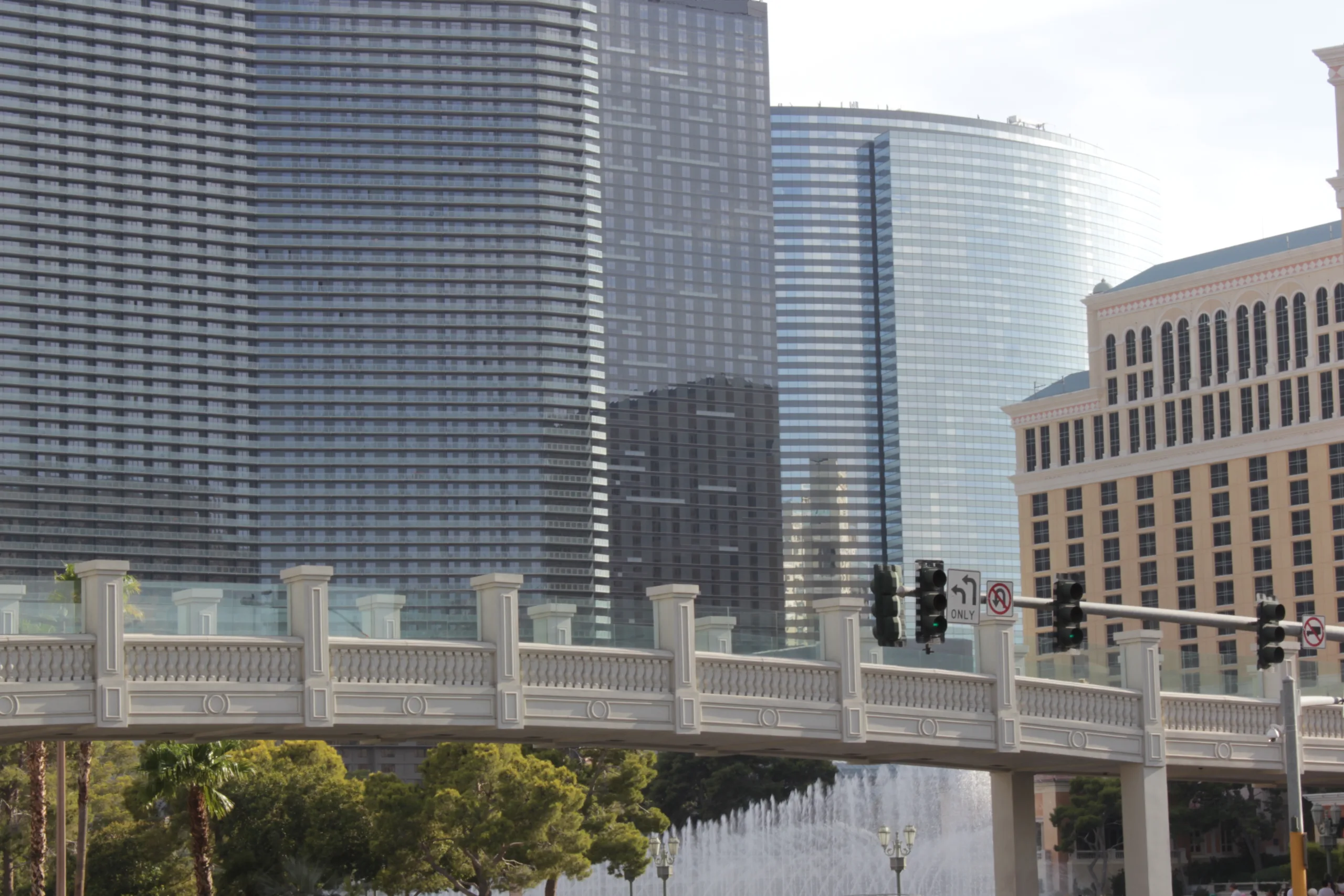 Street performers worried about county proposal to ban stopping on Strip pedestrian bridges