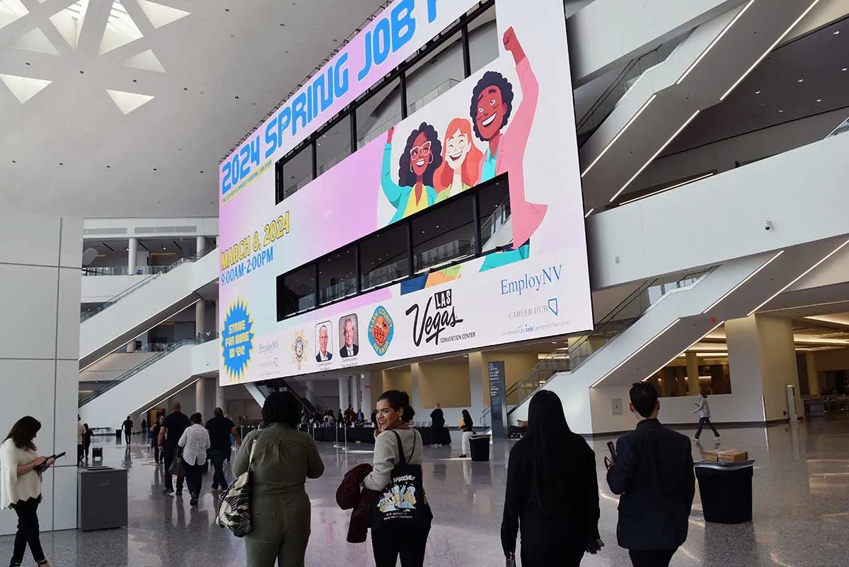 “Spring Job Fair” atendió a más de 4,000 personas