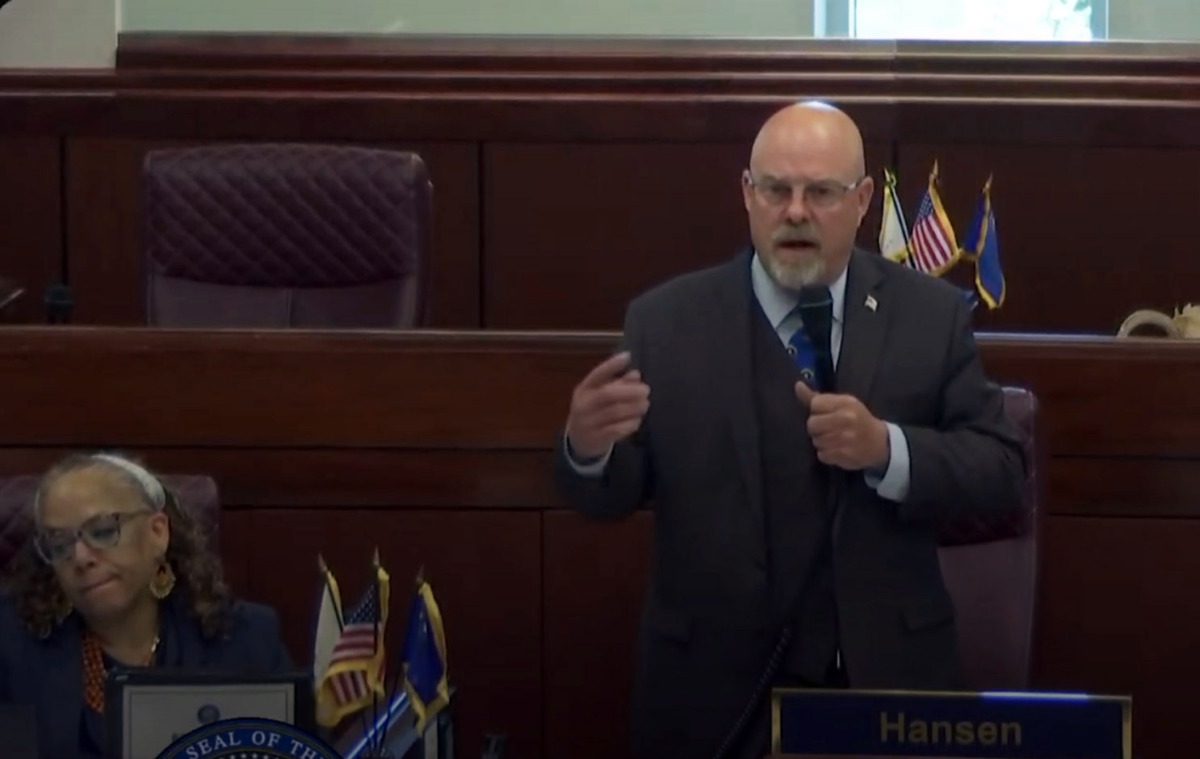 At Lombardo’s request, Hansen ‘reluctantly’ blocks bill to rein in runaway corporate home ownership At Lombardo’s request, Hansen ‘reluctantly’ blocks bill to rein in runaway corporate home ownership