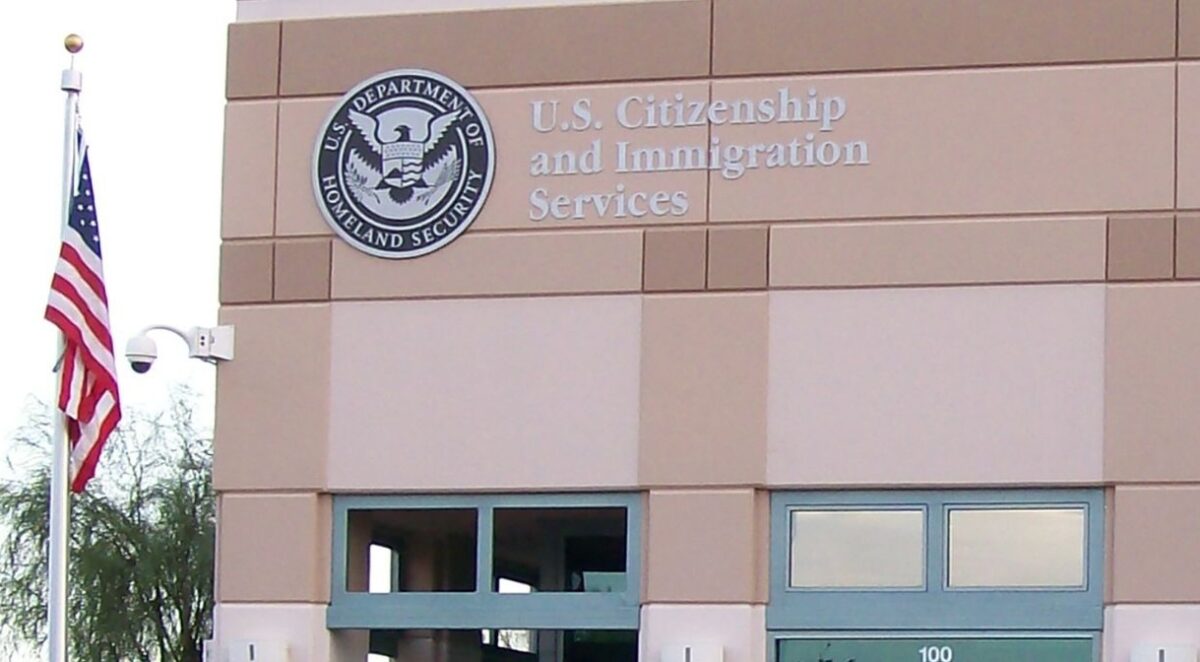 Plainclothes ICE agents in Las Vegas? Advocates say don’t panic—prepare.